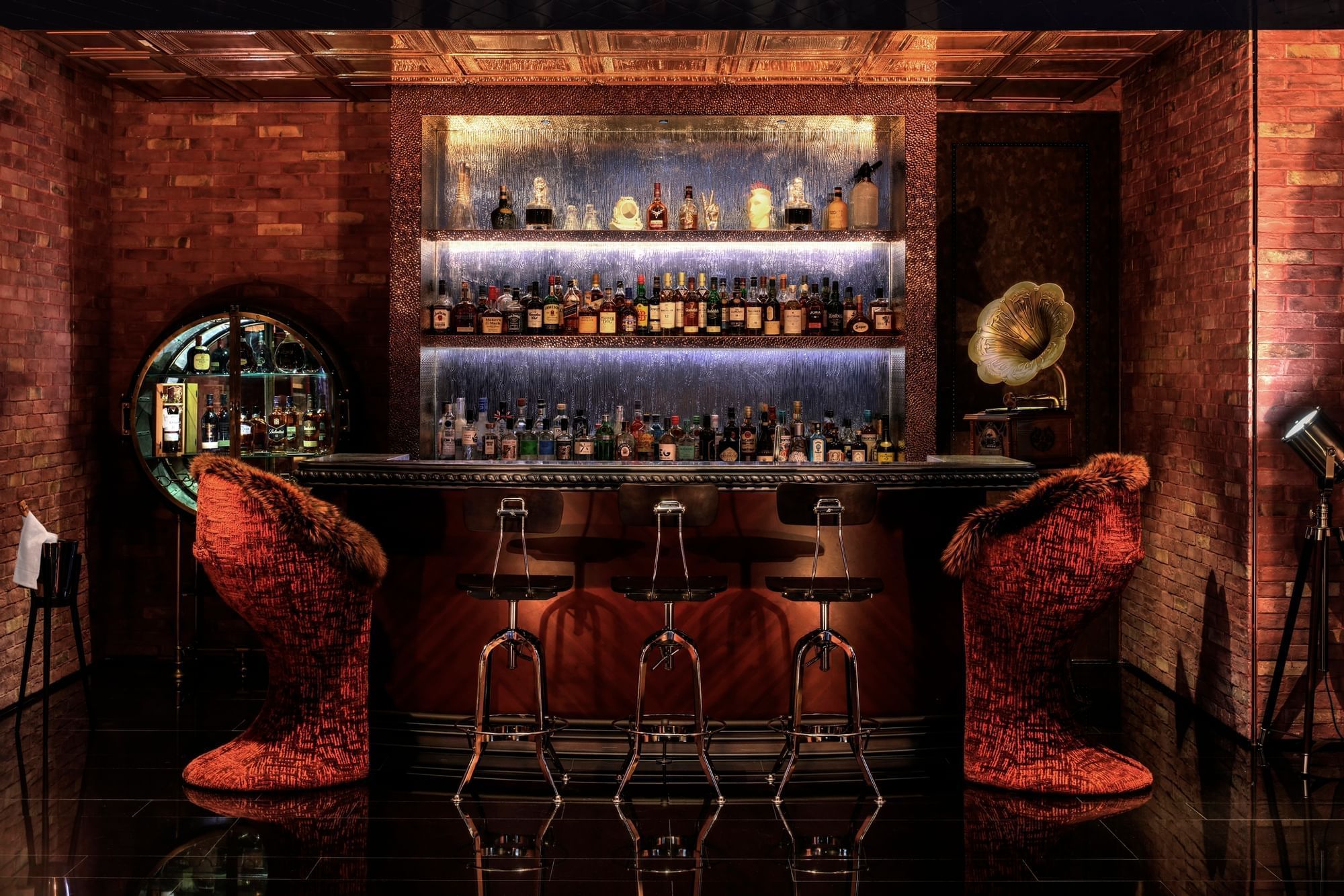 Flashback Speakeasy Bar & Lounge